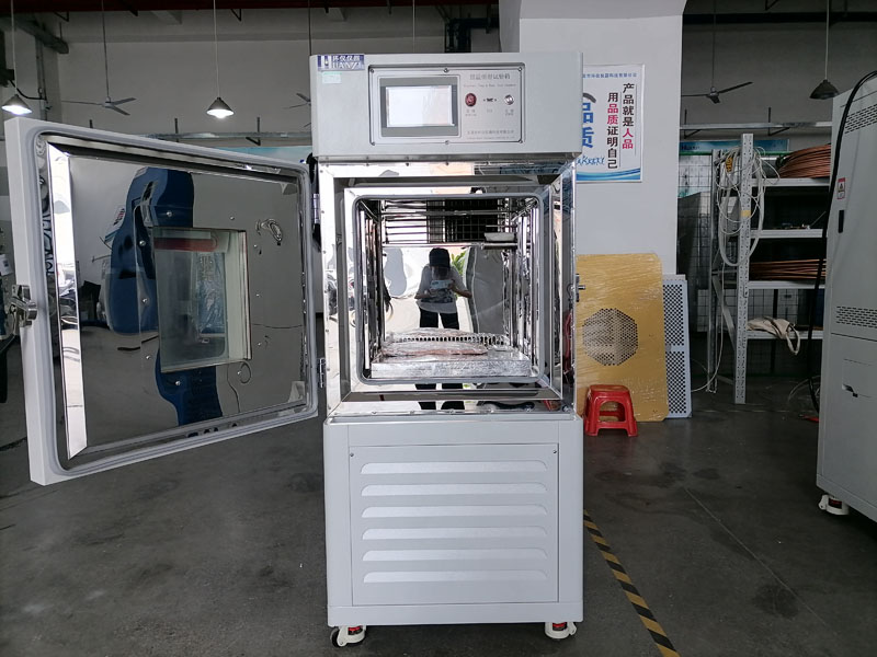 防暴槍高低溫試驗箱(圖1) 防暴槍高低溫試驗箱(圖1)